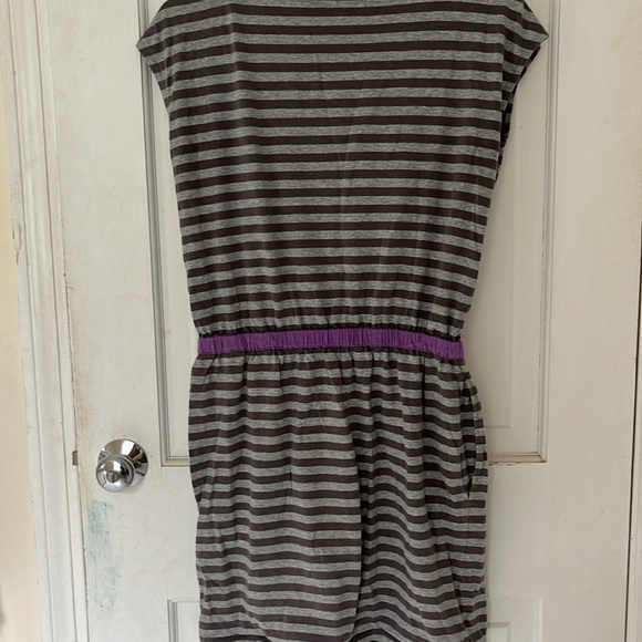 Great Condition Boden Purple and Gray Stripe Jersey Short Dress, size 6P - Picture 3 of 4